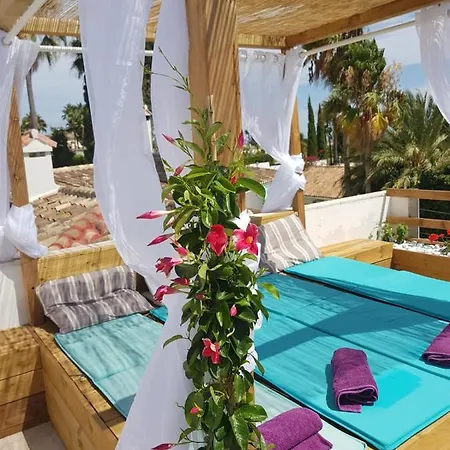 Sunset Villa Marbella - Infinity Pool & Sea View Homestay