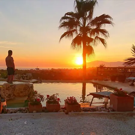 Homestay Sunset Villa Marbella - Infinity Pool & Sea View Marbella